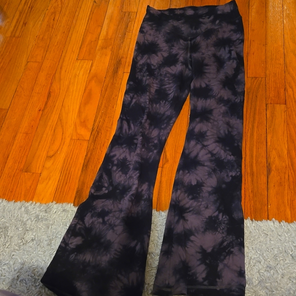 Pink, medium, tye dyed